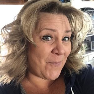 Meet your Posher, Ellie